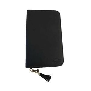 Brush Works brush holder, brushes not included.